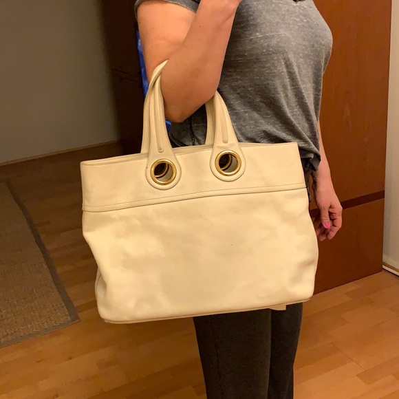 YSL Tote Bag - Picture 3 of 15